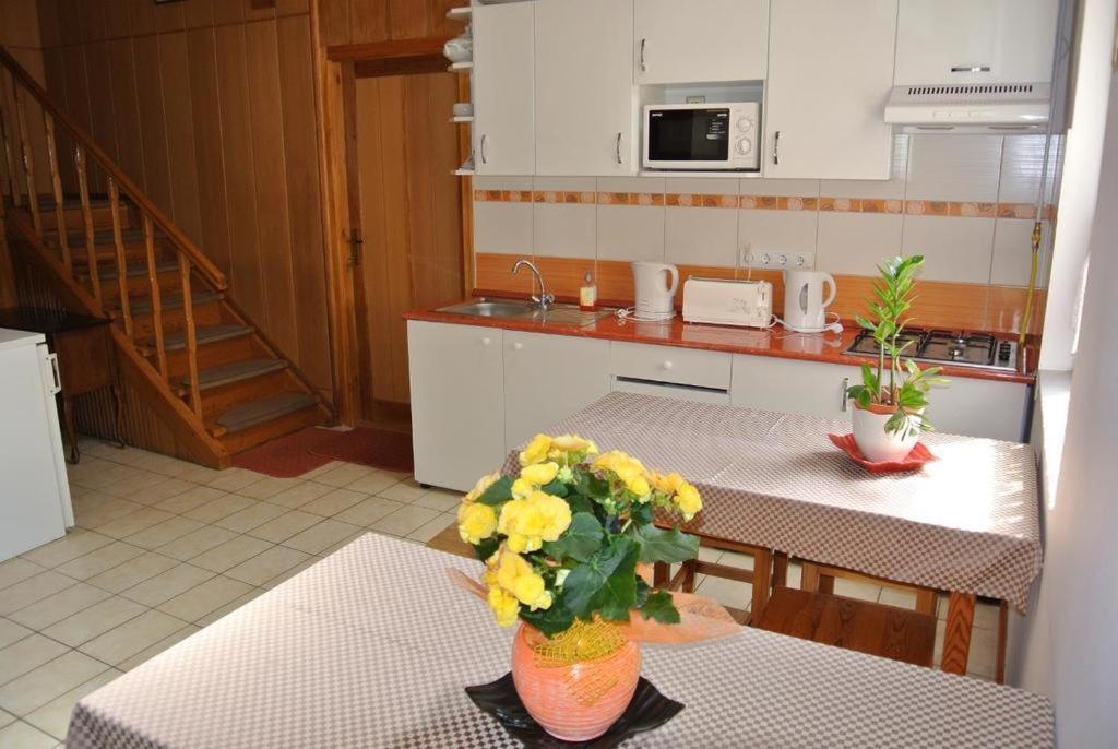 Lajtos Vendeghaz Hotel Hajduszoboszlo Exterior photo